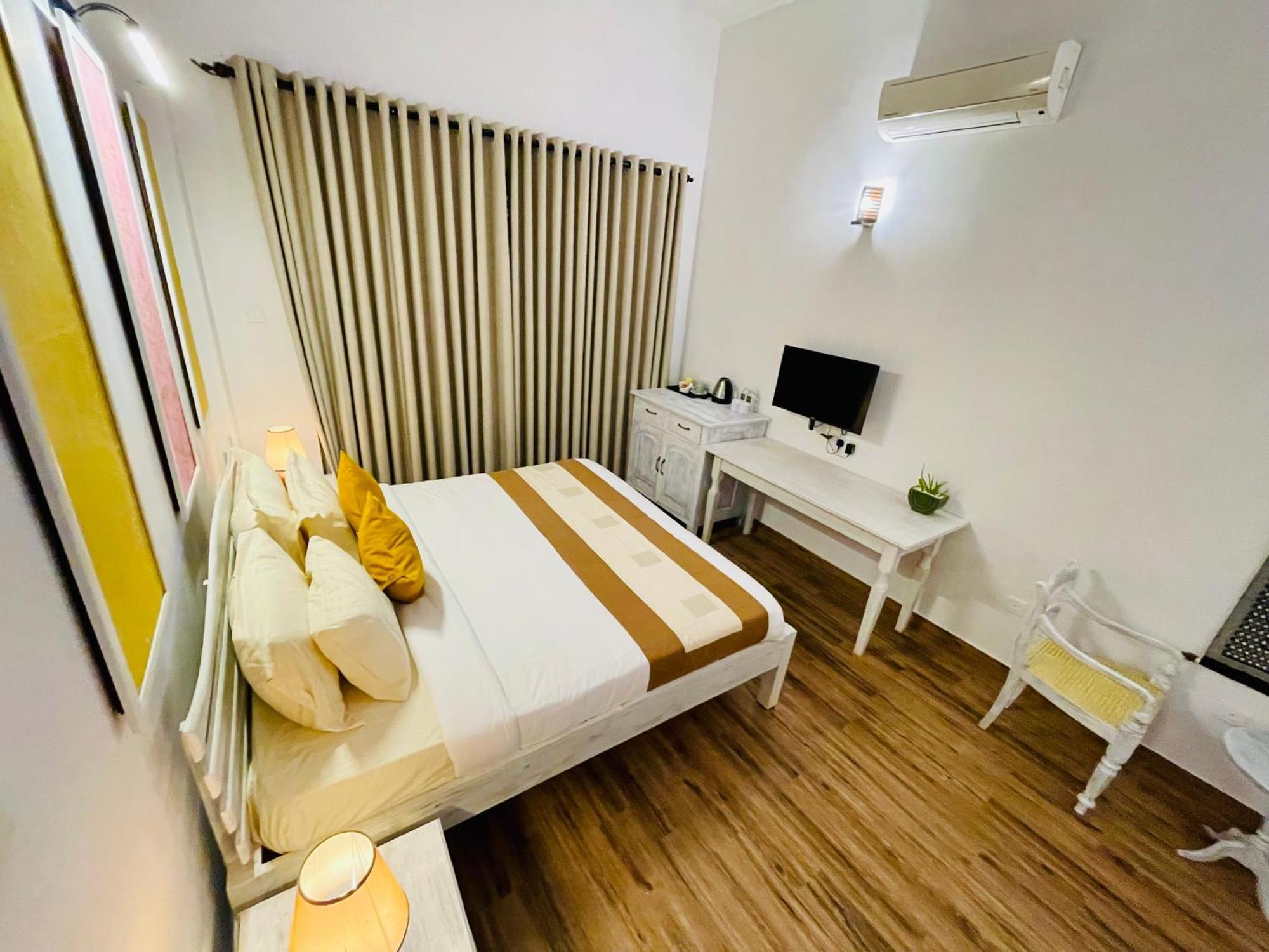 Ayur Ayur White Sail Villa Dalupotha Exterior photo